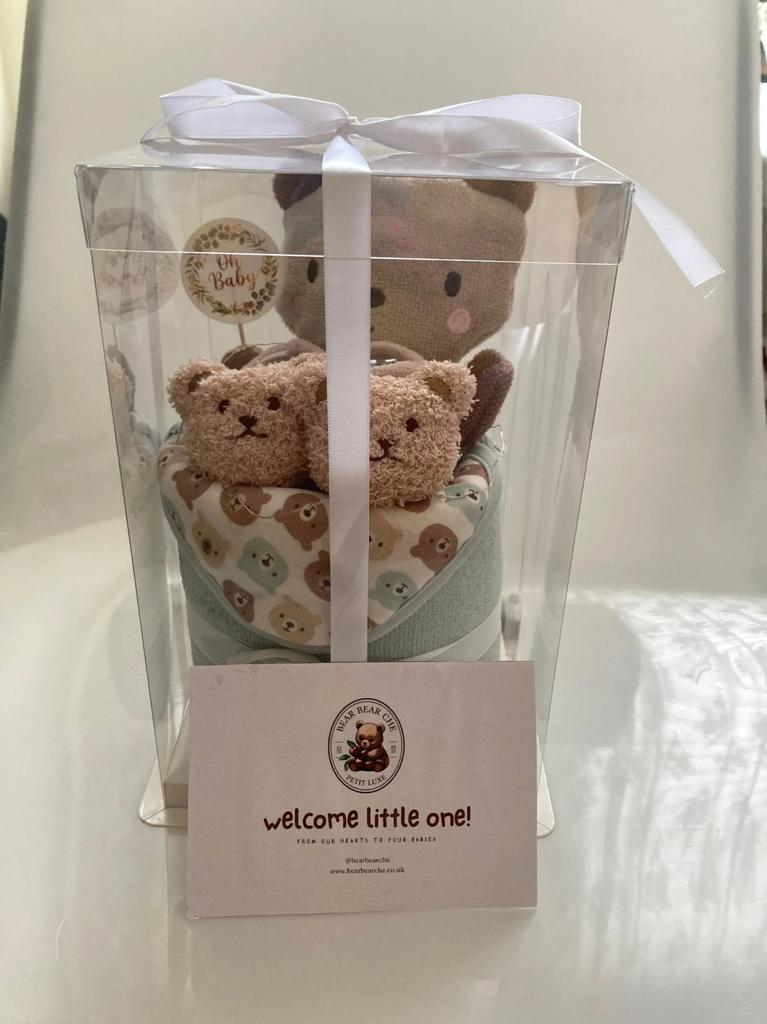 The-Most-Thoughtful-Baby-Shower-Gifts-in-the-UK-That-New-Parents-Actually-Use Bear Bear Che